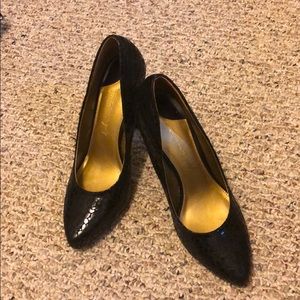 Black Heel Pump